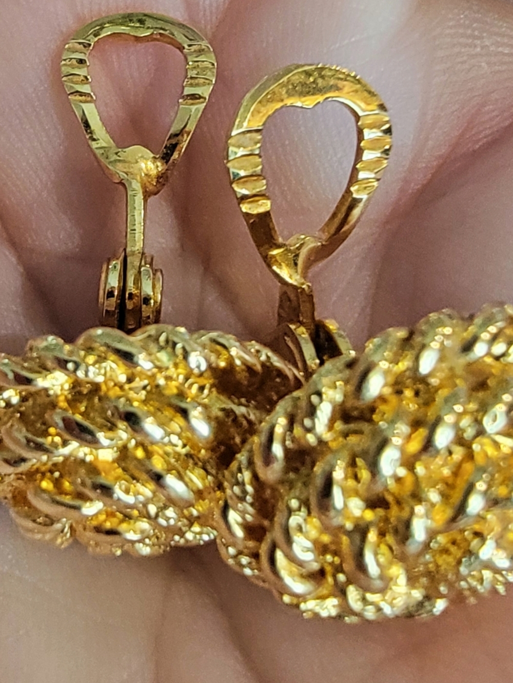 #Vintage #Monet Round Twisted Rope Design   Clip On Earrings Signed - Picture 8 of 8